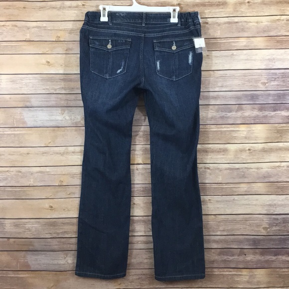 New! Maternity Denim - Picture 5 of 6